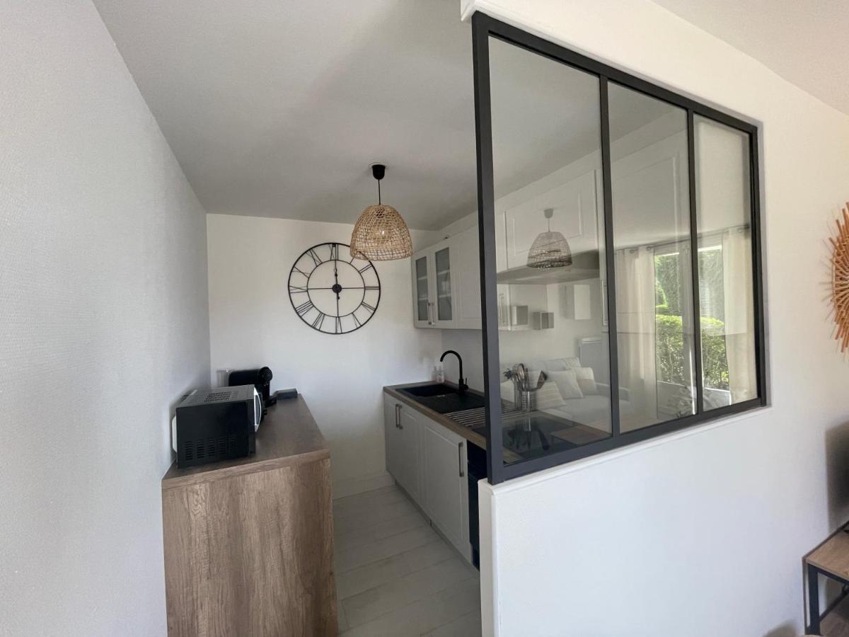 Le Plein Soleil, Appt 2 Pieces Terrasse, 600 M De La Plage De Blonville Sur Mer Apartment Bagian luar foto