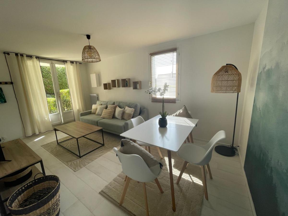 Le Plein Soleil, Appt 2 Pieces Terrasse, 600 M De La Plage De Blonville Sur Mer Apartment Bagian luar foto